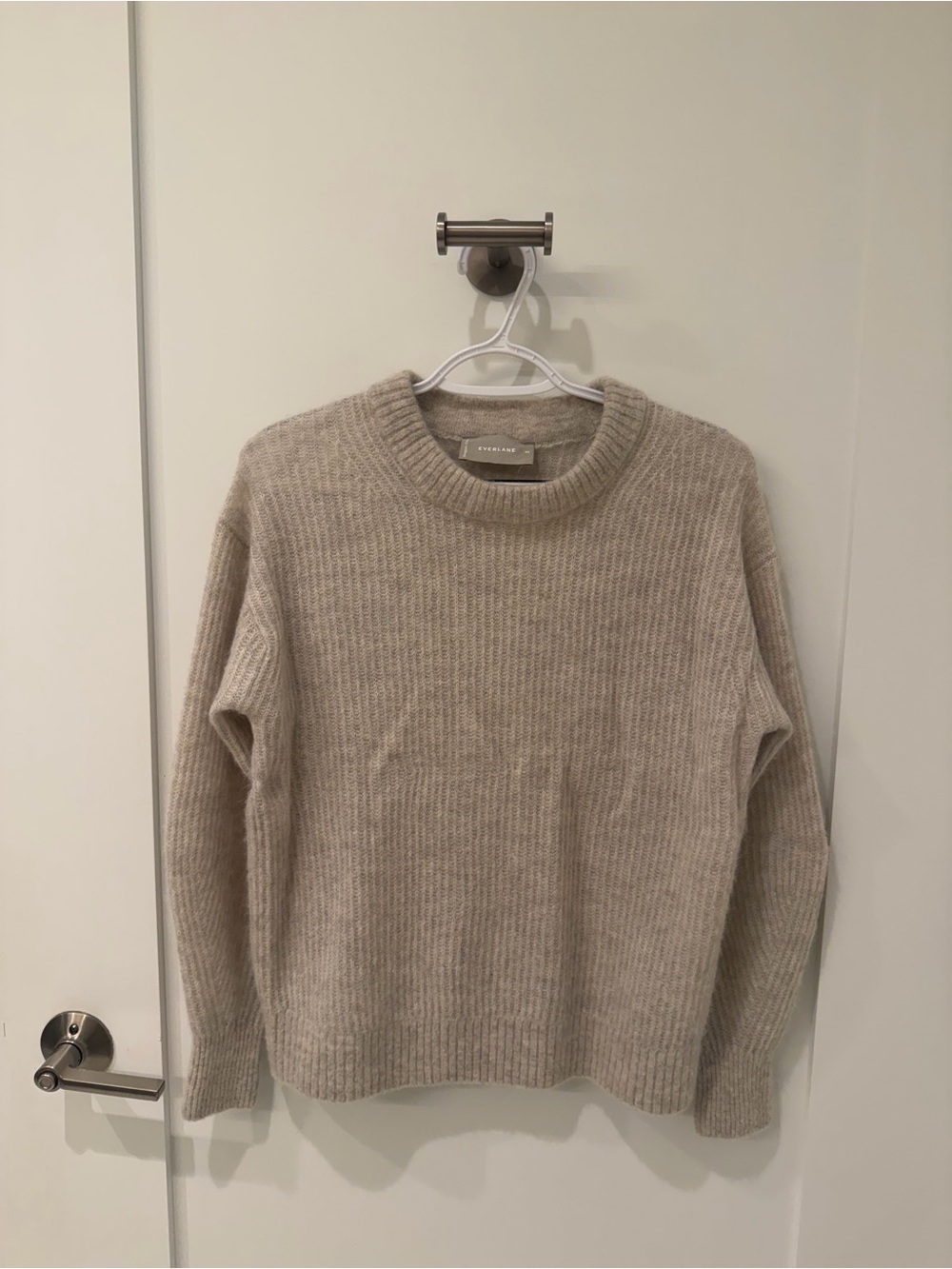 Everlane The Cocoon Crew Sweater Alpaca Wool Size XS Cream Light Gray - Picture 3 of 5